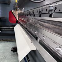 Equipo de Plegado de Chapa Metálica de Alta Precisión y Estabilidad, Sistema de Accionamiento Hidráulico Duradero, Controlador CNC, Prensa Plegadora Electrohidráulica