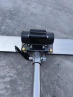 Équipement de chape vibrante industrielle Machines de construction à flotteur pour taureaux en béton Moteur de roulement Machines vibrantes