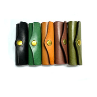 Petit sac organisateur vintage en cuir de vachette tanné végétal pour câbles de charge, écouteurs et essentiels de voyage