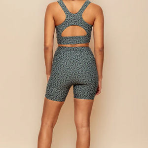 Pantalones cortos de motorista elásticos de cuatro vías hechos a medida, Sujetador deportivo de secado rápido que absorbe la humedad, conjuntos de ropa de Yoga - Product Image 5