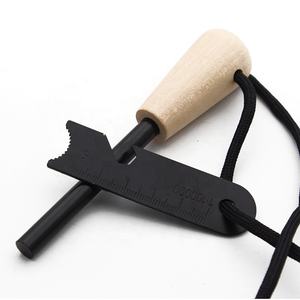 Kit de démarrage d'urgence en cas de feuillement de flammes : Ferro Rod avec allume-feu cirés et allumeur en coton, emballé dans une pochette de transport noire - Product Image 5