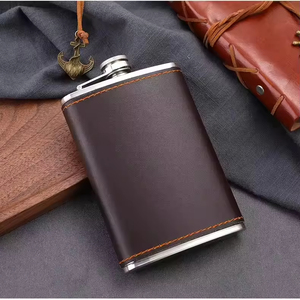Petaca de whisky de acero inoxidable 304 de alta gama, cuidadosamente seleccionada, portátil para uso en exteriores, 5 onzas, estilo compacto y minimalista. - Product Image 3