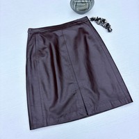 Nouvelle jupe courte en cuir de mouton marron foncé chic, fendue sur le devant, symétrique, pour femme, décontractée, confortable, style urbain