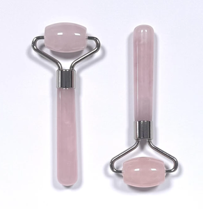 ลูกกลิ้งควอตซ์โรสขนาดมินิสำหรับใบหน้า - Product Image 1