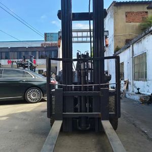 מכונות טיפול עם מזלגות TCM30 3 טון, מלגזה משומשת TCM30N במצב טוב, מלגזה מיני FD30T3C נמכרת ברחבי העולם - Product Image 5