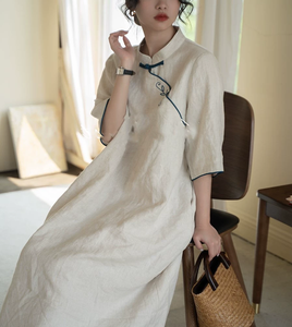 Vintage mới Trung Quốc phong cách sửa đổi sườn xám của phụ nữ cotton-Linen Midi thêu nghệ thuật Retro qipao đồng bằng nhuộm Ăn mặc - Product Image 5