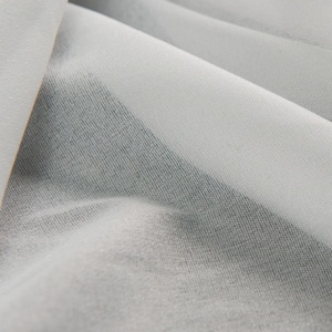 Полиэстеровое (100%) тканое флизелиновое основоволокно с покрытием PA/PES, приклеиваемое к тканям - Product Image 4