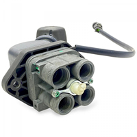 Pièces détachées et accessoires pour camions : Bougie d'allumage, étrier de frein arrière, feux arrière, roulements de débrayage, valve de frein à main
