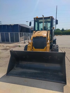 รถตักล้อยางตีนตะขาบ REAL FACTORY 8 ตัน รุ่น LiuGong CLG765A เครื่องยนต์ Yuchai สำหรับงานหนัก ขับเคลื่อน 4 ล้อ เหมาะสำหรับโครงการเทศบาลและงานก่อสร้าง - Product Image 3