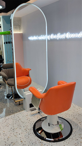 Espejos de estilo de nuevo diseño <span class=keywords><strong>con</strong></span> <span class=keywords><strong>Led</strong></span> <span class=keywords><strong>para</strong></span> Estación de <span class=keywords><strong>luces</strong></span> de belleza de peluquero, <span class=keywords><strong>espejo</strong></span> de salón de pelo dorado iluminado - Product Image 2