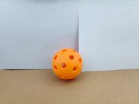 Balles de pickleball 74 mm en PE moulées par injection, anti-fissures, pour entraînement et compétition, couleur personnalisée, vente en gros, directement de l'usine