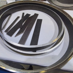 Hastealloy Panneau de protection d'aération en laiton et aluminium à structure alvéolaire métallique pour applications industrielles, conception stable - Product Image 1