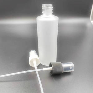 Chai Nước hoa thủy tinh mờ trong suốt <span class=keywords><strong>85ml</strong></span> với bình xịt bơm màu đen/trắng cho kem chăm sóc da và huyết thanh - Product Image 3