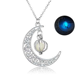Collier de citrouille de lune lumineuse d'Halloween, pendentif créatif qui brille dans le noir, chaîne de clavicule en alliage de bambou pour femmes et hommes, effrayant - Product Image 1
