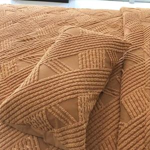 Yorgan seti % 100% Polyester kırpılmış ev otel yatak örtüsü kraliçe kral yorgan seti - Product Image 3