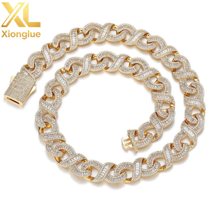 Chaîne cubaine Hip Hop 12MM en zircon, collier pour homme, bijoux de luxe, plaqué or 18 carats, personnalisable - Product Image 1