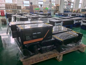 Panneau solaire d'urgence pour le <span class=keywords><strong>camping</strong></span> en plein air, LiFePO4 2000WH, MPPT, onde sinusoïdale pure, station portable, démarreur de saut, sans fil, pour voiture - Product Image 5