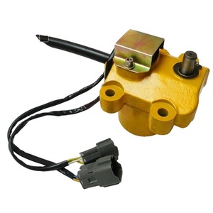 มอเตอร์ควบคุมความเร็วรถขุด PC200-5 มอเตอร์เร่งความเร็ว 7824-30-1600 - Product Image 1