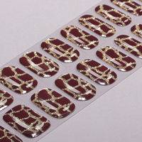 Fabricant original de patchs pour ongles en gel, texture serpent scintillante bordeaux et or, autocollants pour ongles en gel semi-durcis, bandes