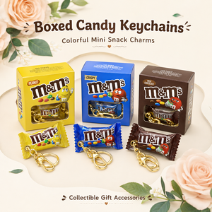 พวงกุญแจช็อกโกแลตจำลองพลาสติก M&Ms ขนมหวาน สนิกเกอร์ส สกิทเทิลส์ สไตล์จีน ของขวัญกาชาปอง - Product Image 1