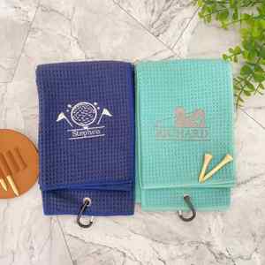 Toalla de microfibra con diseño de gofres para bolsas de golf, para hombres y mujeres, esenciales para la pesca, regalos con mosquetón - Product Image 1