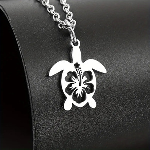 Venta al por mayor 2026: Collar de moda de acero inoxidable con diseño de tortuga y colgante de flor hueca, gran oferta - Product Image 5