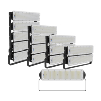 Projecteur LED modulaire IP67 résistant aux projections de sel pour mât élevé, idéal pour la route