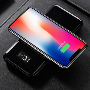 Comoda custodia powerbank in PVC <span class=keywords><strong>con</strong></span> <span class=keywords><strong>batteria</strong></span> Li-Polymer personalizzata ad alta capacità, ricarica rapida e Type-C. - Product Image 6