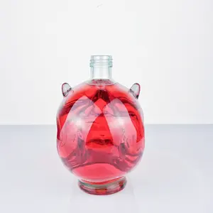 700ml Skull Shaped Fancy Liquor Glass Bottle For Whiskey Bourbon Gin Liquor Glass bottle