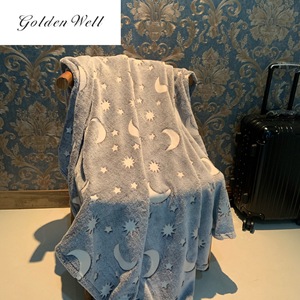 Gesunde und Weiche Flanell Fleece Decke Glow in <span class=keywords><strong>The</strong></span> Dark Decke mit Stern Mond Spaß Geschenk für Kinder Jungen Mädchen - Product Image 2