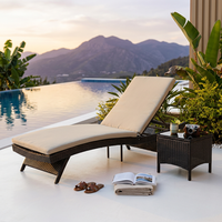 Chaise longue de jardin pliante en rotin PE Meiqi avec table d'appoint, transat de piscine et de plage pour villa et extérieur