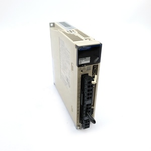 Contactor Yaskawa Original Nuevo SGD7S-2R8A00A, Servoaccionamiento Nuevo SGD7S-2R8A00A002 - Product Image 1