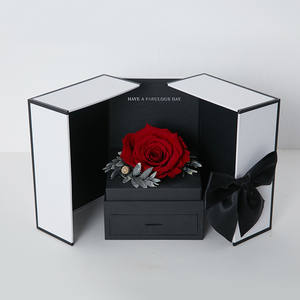 Prix approprié Top qualité roses conservées dans une boîte acrylique <span class=keywords><strong>pas</strong></span> <span class=keywords><strong>cher</strong></span> personnalisé fleur éternelle rose boîte à bijoux <span class=keywords><strong>fleurs</strong></span> conservées - Product Image 2