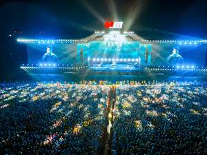 Mur LED pour événements extérieurs, taille d'écran personnalisable, garantie de 5 ans, gestion du contenu à distance pour l'affichage des spectacles - Product Image 4