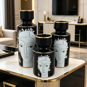 Vasi in Ceramica Nera <span class=keywords><strong>con</strong></span> Illustrazioni Artistiche di Volti Femminili e Finiture in Oro - Product Image 6
