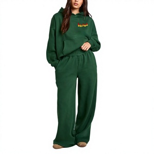 Conjunto Deportivo de Mujer de Alta Calidad con Capucha Verde, 100% Algodón, Corte Holgado, Pantalón Largo, Ropa Casual - Product Image 1