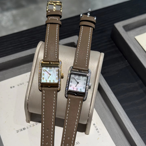 Montre analogique carrée de luxe pour femme H Brand 2025 avec petit bracelet en cuir, cadran en cristal, mouvement à quartz par Stop Watch - Product Image 1