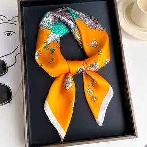 Fashion retro style floral print silk neck scarves bandanas ladies flower horse printed small square scarves silk neckerchief