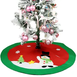 Tappetino di natale ricamato per pupazzo di neve di Babbo Natale gonna in feltro non tessuto personalizzato per albero di Natale