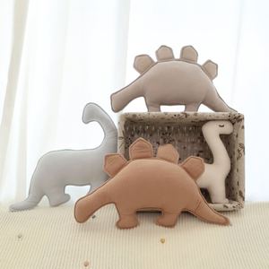 Jouet en peluche de <span class=keywords><strong>dinosaure</strong></span> doux mignon avec tissu de coton et couette de remplissage en coton PP pour cadeau d'anniversaire de bébé - Product Image 5