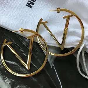 2024 Wholesale Famous Luxury Jewelry Beautiful Designs Popular Brands Designer Hoop Stud Earrings For Women