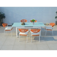 Table et chaises en aluminium durables de qualité supérieure avec coussins imperméables et cadre épais, idéales pour les réceptions en plein air