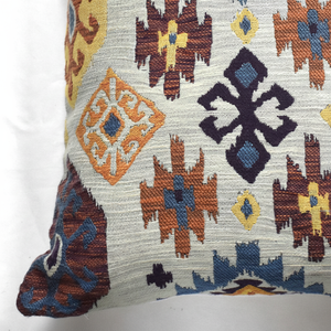 Funda de Cojín Decorativa Jacquard Ecológica y Personalizable, con Solidez del Color 3-4, para Uso en Hogar y Hotel, 100% Poliéster, Krivian Exports - Product Image 1