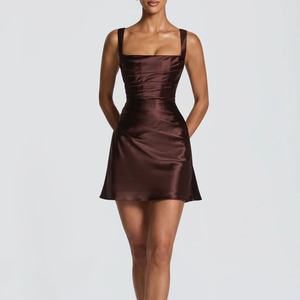 Robe d'été sexy Y2K en satin pour femme, coupe ajustée, col carré, bretelles larges, longueur mini, avec broderie et design à nouer à la taille - Product Image 5