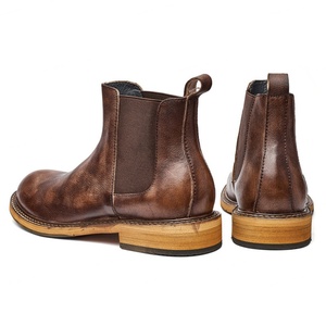 Bottes d'hiver pour hommes en cuir véritable vieilli, style britannique, fabriquées à la main, imperméables et antidérapantes pour l'extérieur - Product Image 3