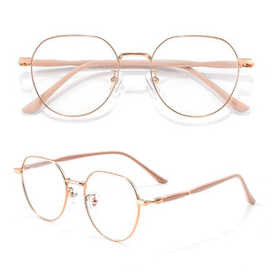 แว่นตาอ่านหนังสือ Danyang รุ่น 1318 สำหรับผู้หญิง กรอบโลหะผสม TR เลนส์อะคริลิก ป้องกันแสงสีฟ้า ความคมชัดสูง สวมใส่สบาย - Product Image 3