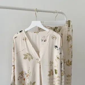 Tribute SATIN LỤA bảy quý tay áo dài quần phù hợp với ngọt Rosebud Homewear Bộ đồ ngủ