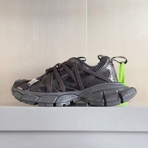 Chaussures de sport rétro à lacets de marque célèbre, effet usé, respirantes et confortables, adaptées aux hommes et aux femmes pour les sports de plein air - Product Image 2