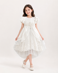 ชุดราตรีผ้าซาตินลูกไม้สีขาวหรูหราพร้อมลายดอกไม้ที่เอวสำหรับงานแต่งงาน - Product Image 2