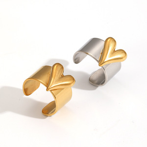 Heart Shape <b>Titanium</b> Steel <b>Ring</b> For Women Two Tone Gold And Silver Simple Elegant Jewelry Gift - Product Image 4
